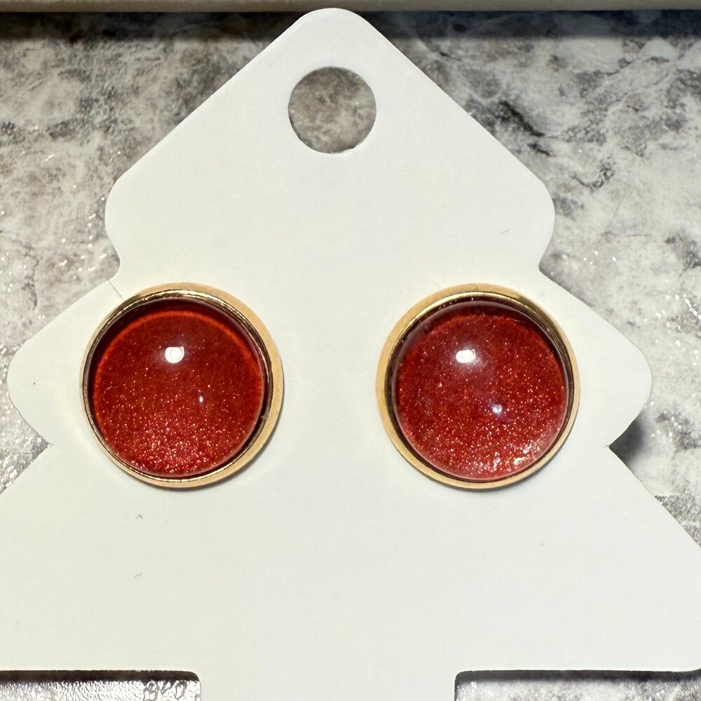 Pearly Red Studs